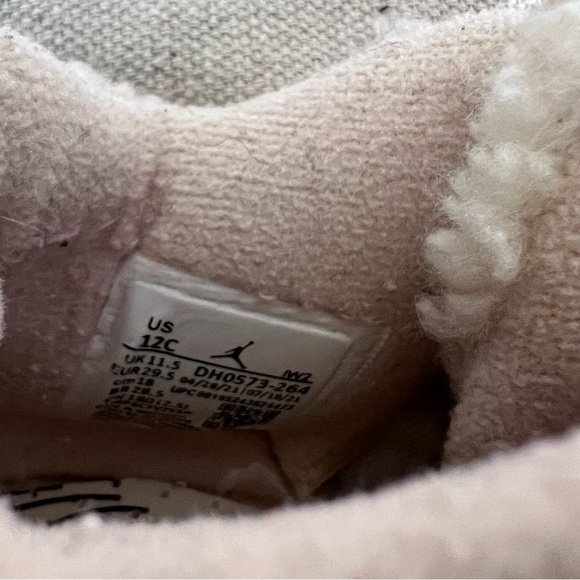 Nike Jordan 4 Retro Where the Wild Things Are Kid's Size 12C - Picture 8 of 8